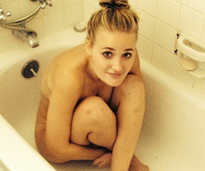 tab/thumbs/aj-michalka/name.png Sex Tape